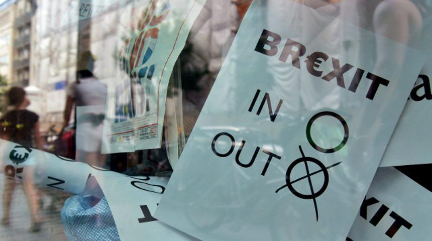 Brexit: Bazı şirketler işe alımları durdurmayı düşünüyor