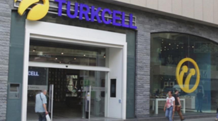 Turkcell'den iki hamle