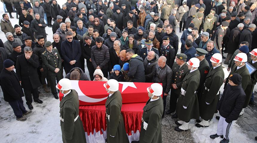 Kıbrıs gazisi son yolculuğuna uğurlandı