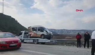 Mersin'de feci kaza! 2 yaralı