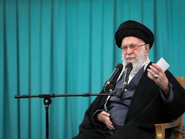 D&uuml;nya İran dini lideri Hamaney'in bu a&ccedil;ıklamasını konuşuyor: İlk kez kabul etti!