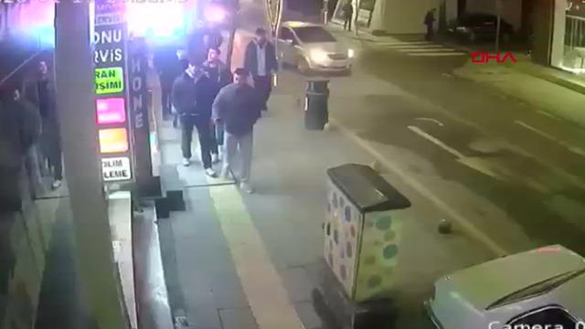 Yer: Yalova! Tartıştığı müşterisi ve arkadaşları tarafından darp edildi