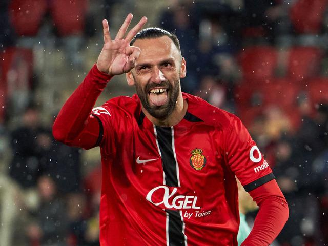 Fenerbah&ccedil;e'nin g&ouml;zdesi Vedat Muriqi İspanya'yı salladı! Bilbao'ya patladı, transfer ateşini yaktı!