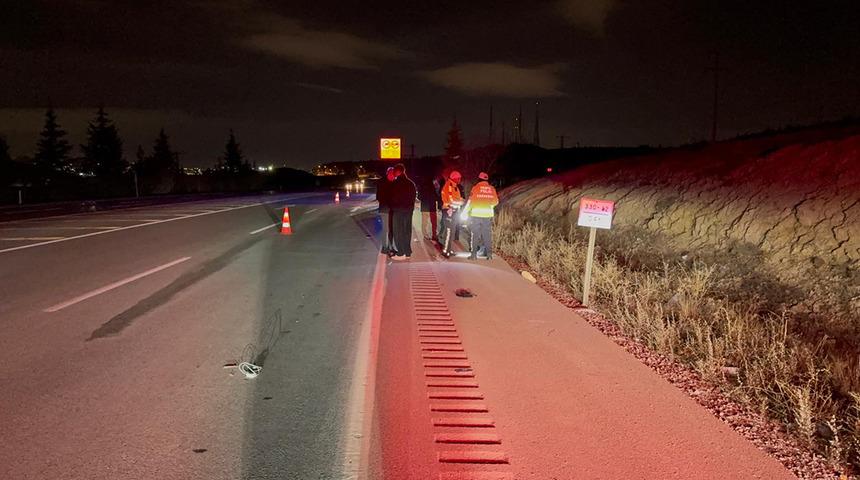 Konya'da acı olay! Yolun karşısına ge&ccedil;meye &ccedil;alışan kadın hayatını kaybetti