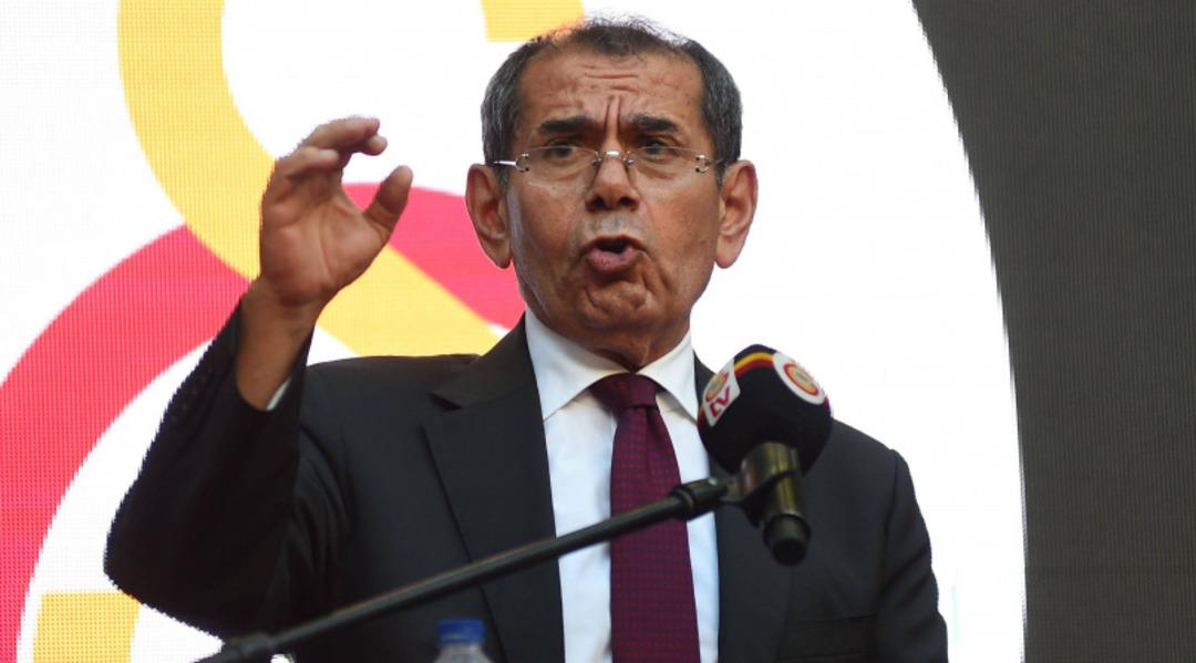 Galatasaray da olağan&uuml;st&uuml; hal! Dursun &Ouml;zbek hayatında ilk kez soyunma odasına indi 2