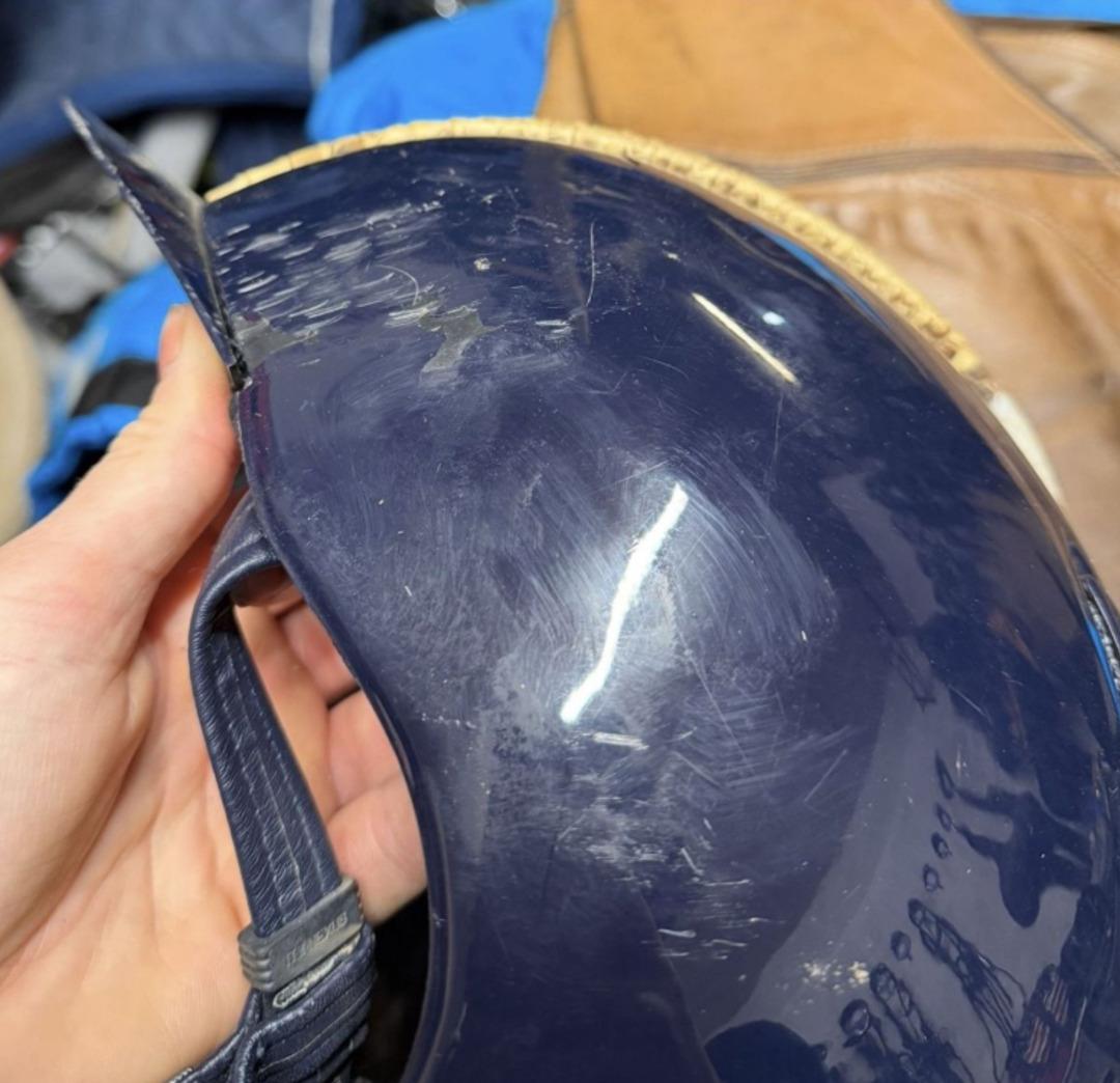 Bir g&uuml;vercin az kalsın canına mal oluyordu! Şampiyon binici &ouml;l&uuml;mden d&ouml;nd&uuml; 2