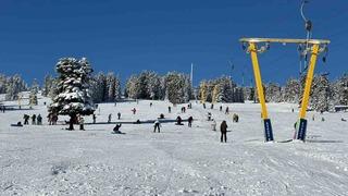 Son dakika: Hem s&ouml;mestr hem hafta sonu olunca Uludağ&rsquo;a akın ettiler