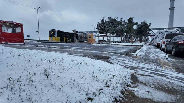 Beylikd&uuml;z&uuml; kar yağışı sonrası havadan g&ouml;r&uuml;nt&uuml;lendi 1