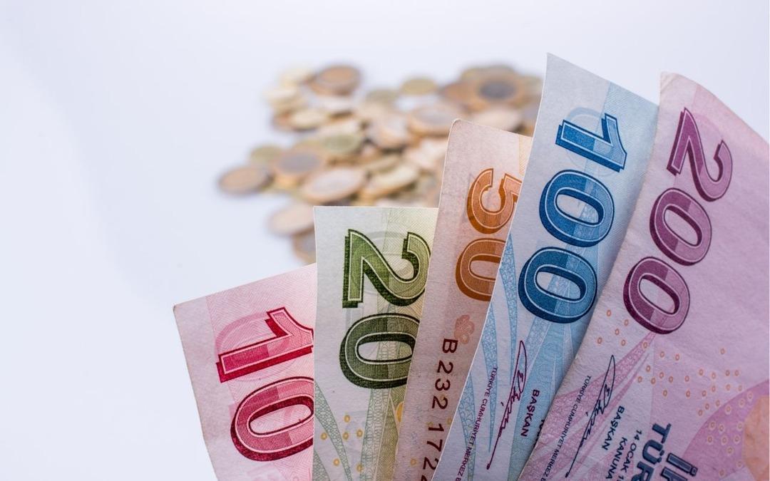 Mevduat yarışı kızıştı! Aylık getiri asgari &uuml;creti ge&ccedil;ti: İşte banka banka mevduat faiz oranları 3