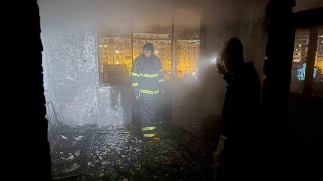 Artvin Hopa&rsquo;da apartman dairesinde yangın paniği 2