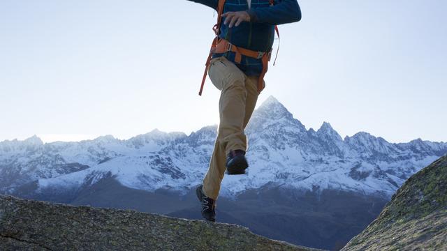 İnsan gözünün göremediğini o gördü: Ekiplerin aylardır aradığı kayıp dağcıyı yapay zeka buldu!