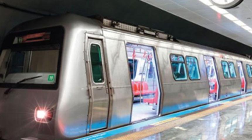 İstanbul metrosunda nikah dönemi