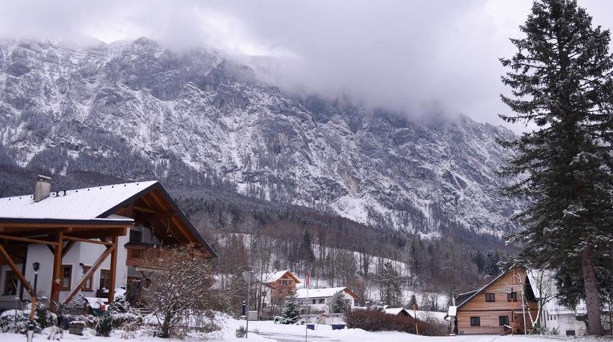 8 kişinin canını alan felaket! T&uuml;rkiye'de de benzeri yaşandı: Avusturya bu olayı konuşuyor