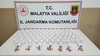 Malatya’da 5 bin 561 adet sentetik ecza hap ele geçirildi