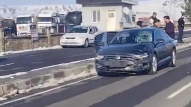 Metrelerce havaya fırlayan yaya hayatını kaybetti, kaza anı kameraya yansıdı