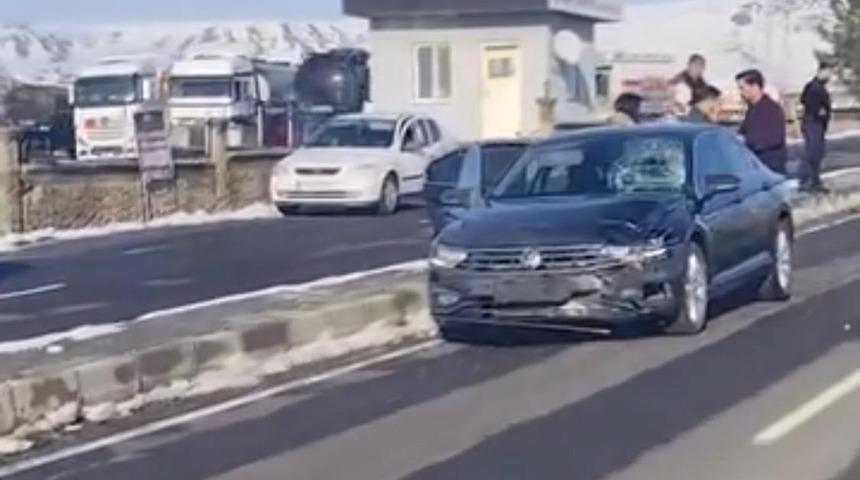 Metrelerce havaya fırlayan yaya hayatını kaybetti, kaza anı kameraya yansıdı