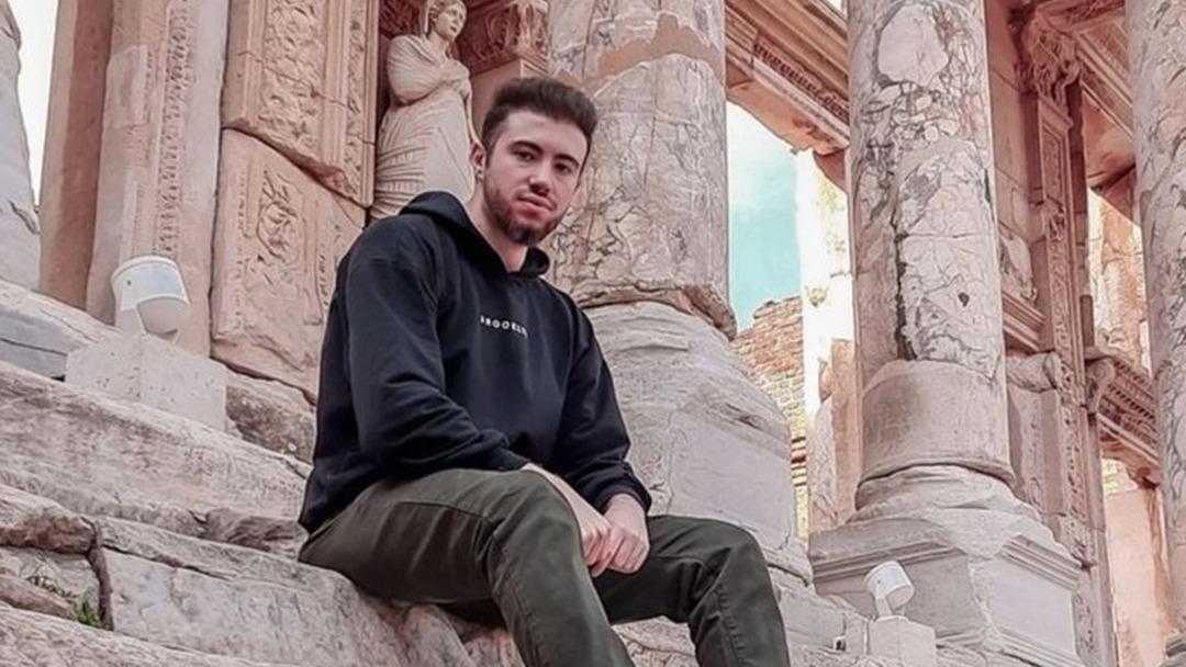 Distaste adlı hesabın y&ouml;neticisi Fahrettin G&ouml;kberk Akbulut g&ouml;zaltına alındı 2