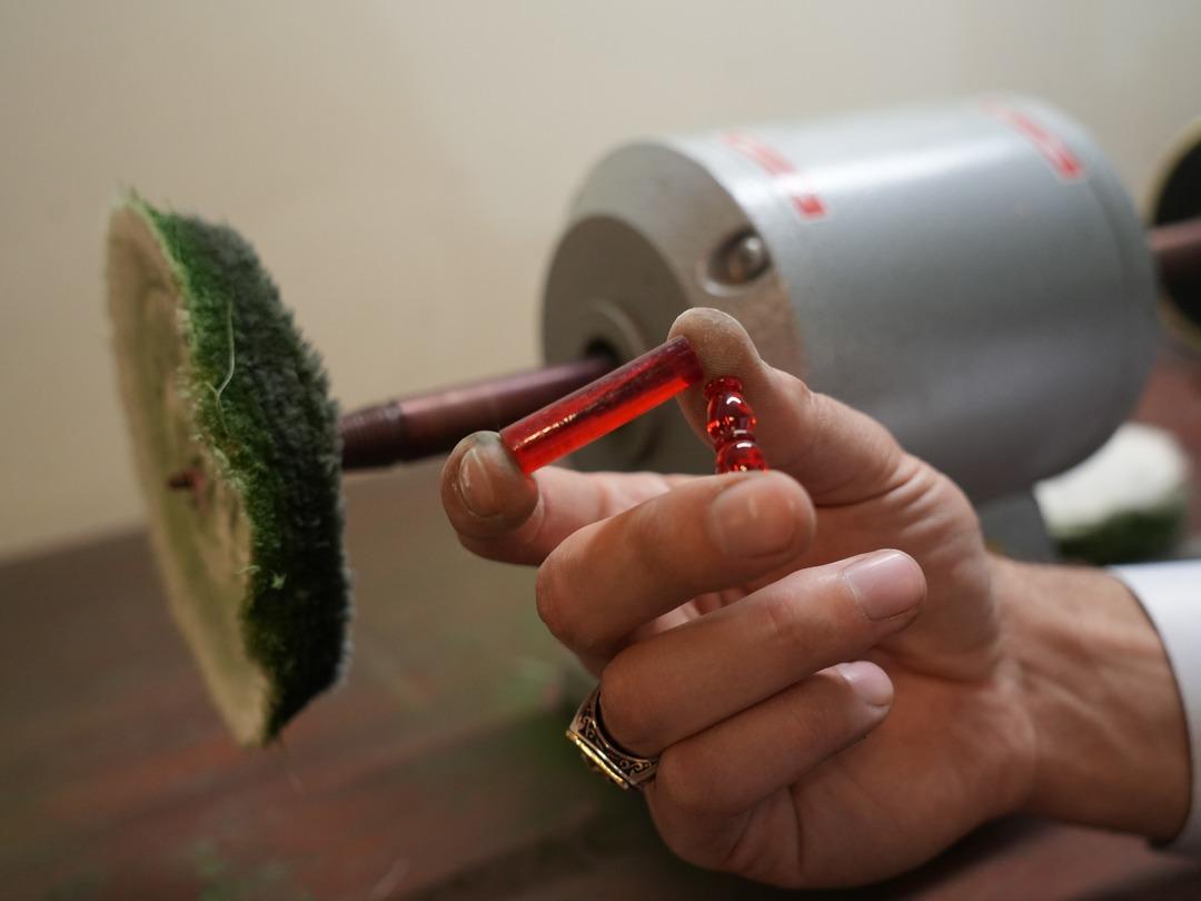 Hobi olarak alıp satıyordu! &Uuml;retime başladı, at&ouml;lye bile kurdu 2