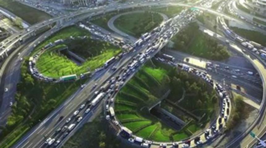 Mahmutbey kavşağında trafik yoğunluğu artarak sürüyor