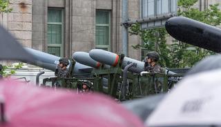 Kuzey Kore'ye karşı harekete ge&ccedil;tiler! Dev f&uuml;zeleri konuşlandırıyorlar