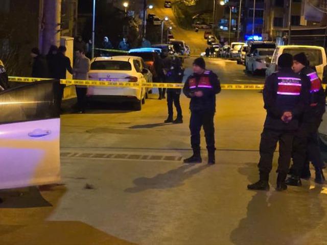 Polis, meslektaşını silahla vurdu: Nedeni ise...