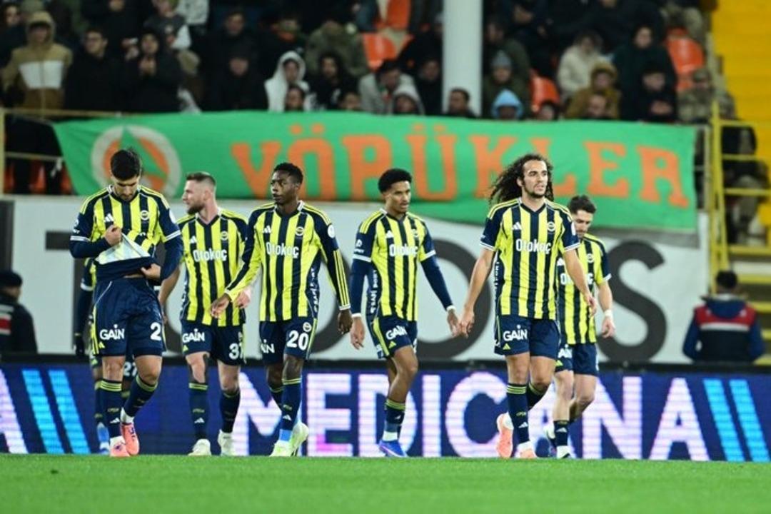 Ahmet &Ccedil;akar dan Fenerbah&ccedil;e nin Alanyaspor galibiyeti sonrası Galatasaray a g&ouml;nderme! 2