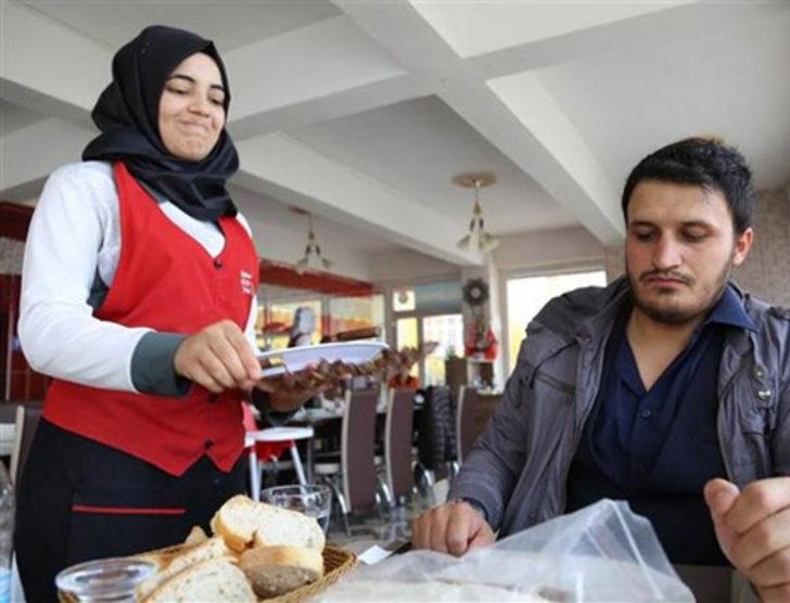 Cağ kebabın kadın ustası G4