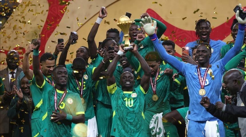 Senegal finalde sahayı terk etmişti! Afrika Kupası el değiştirdi: Fas şampiyon ilan edildi