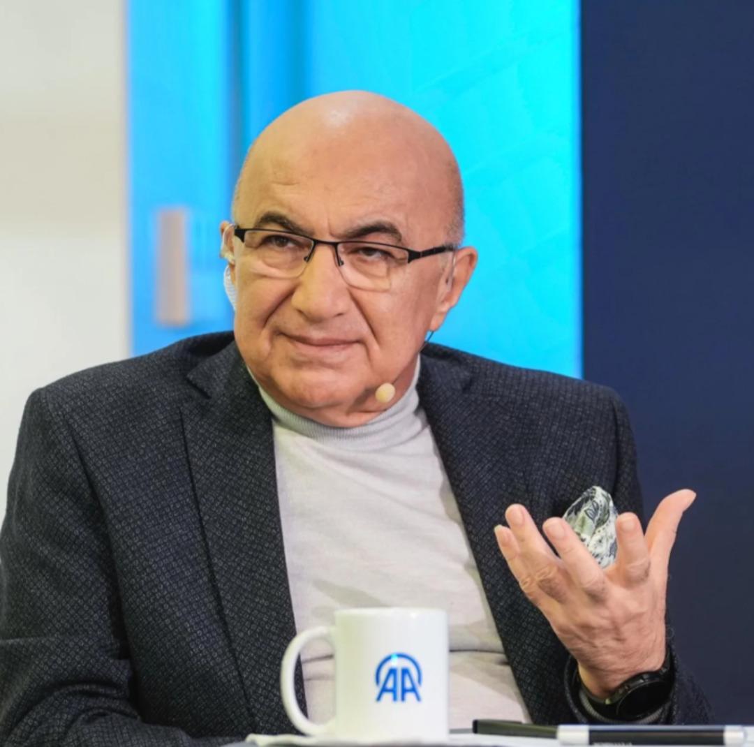 Arif Verimli  Ben k&acirc;hin değilim  diyerek paylaştı! O s&ouml;zleri X te g&uuml;ndemde 1