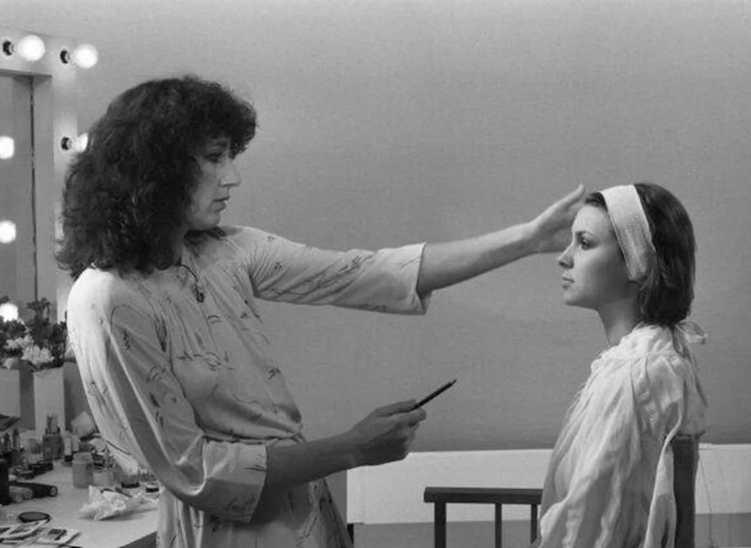 Korku filmi gibi hikaye: &Ccedil;arpıcı iddialar kan dondurdu! &Ouml;nce annesini sonra da babaannesini bı&ccedil;akladı 1