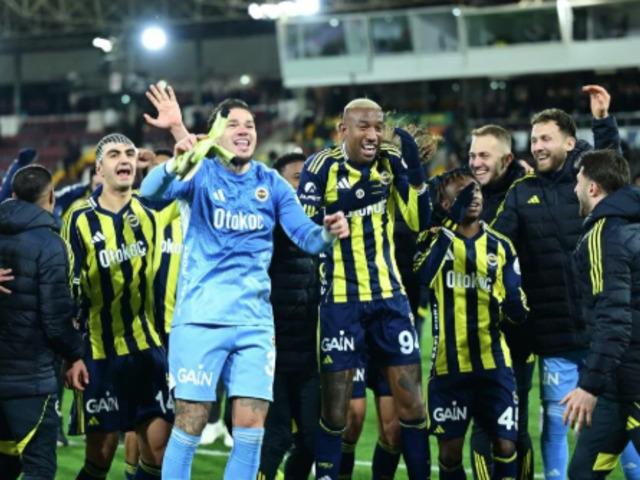 Fenerbah&ccedil;e'nin yeni transferine &ccedil;ok sert s&ouml;zler: Futbol ukalası!