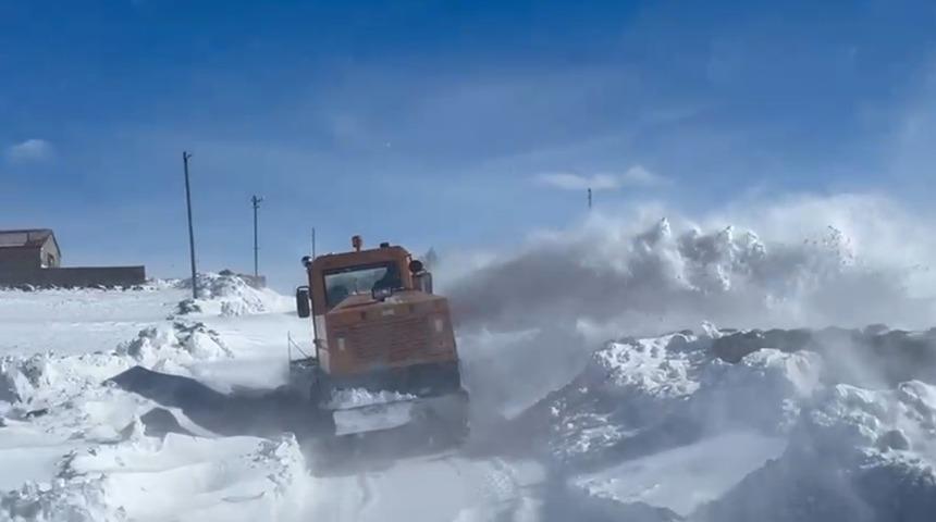 Kars&rsquo;ta 208 k&ouml;y yolu kapalı bulunuyor