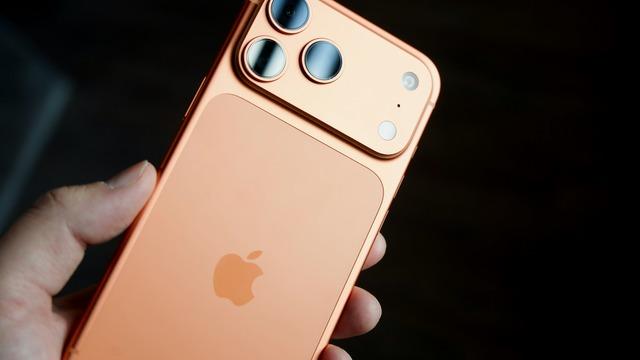 Apple'a NATO onayı! iPhone ve iPad gizli bilgiler için kullanılabilecek