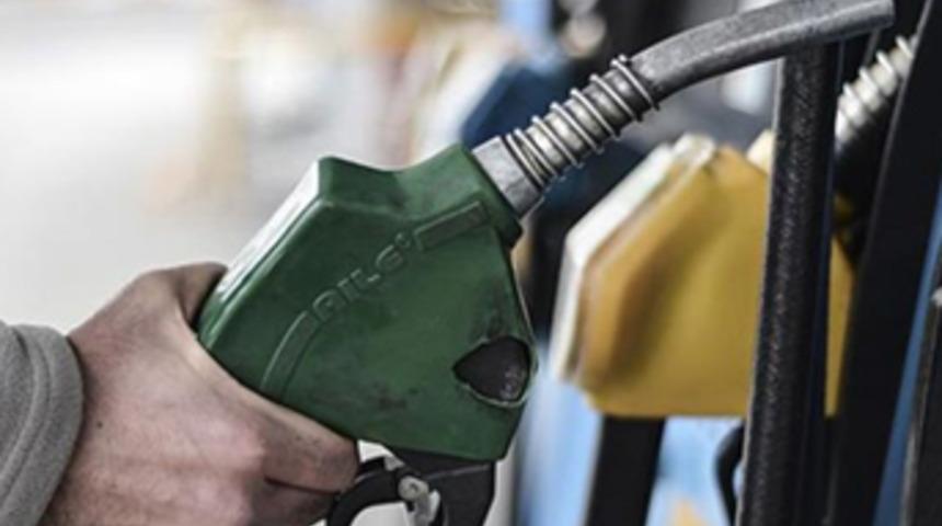 Benzine 8 kuruş zam! İşte yeni fiyatlar