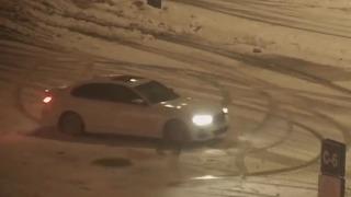 Son dakika: Bolu&rsquo;da karla kaplı tesiste &lsquo;drift&rsquo; keyfi pahalıya patladı