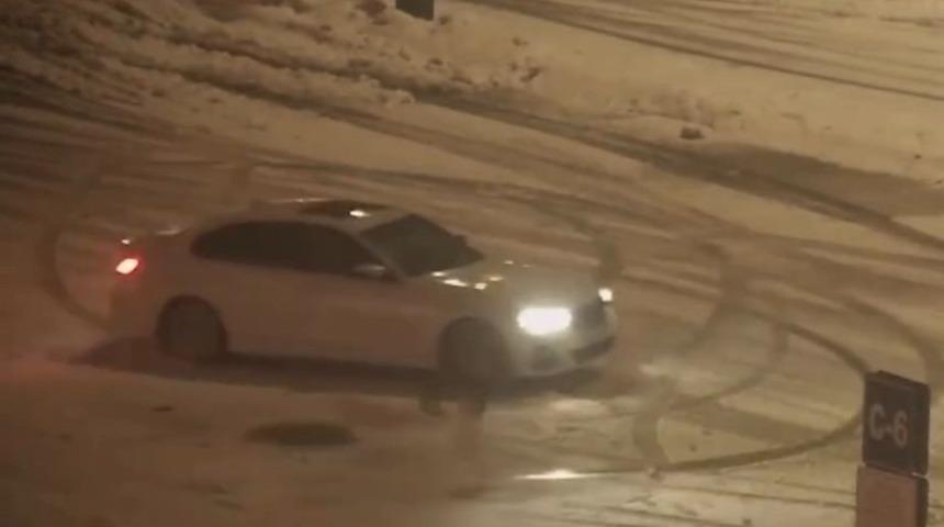 Bolu&rsquo;da karla kaplı tesiste &lsquo;drift&rsquo; keyfi pahalıya patladı