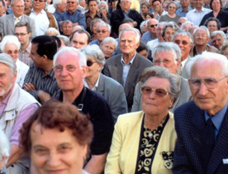 Türkler ne kadar süre emekli maaşı alıyor? G3