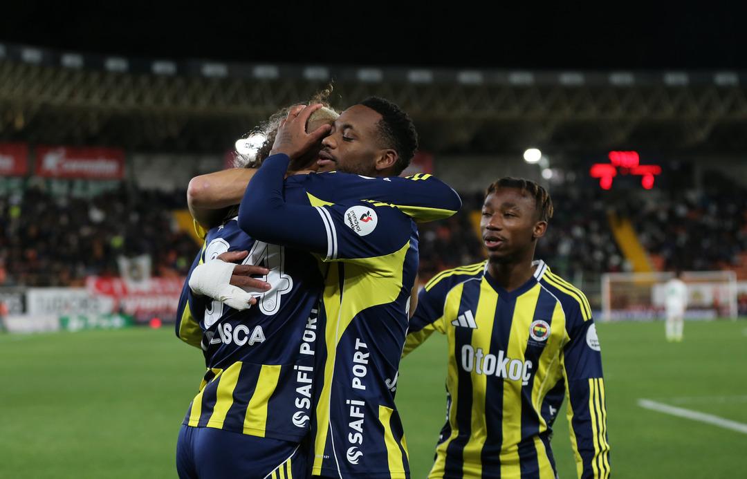 Nihat Kahveci den Kerem Akt&uuml;rkoğlu i&ccedil;in &ccedil;ok konuşulacak iddia! 1