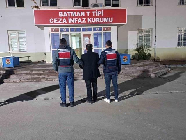 Batman&rsquo;da uzun namlulu silah ve m&uuml;himmat ele ge&ccedil;irildi 1