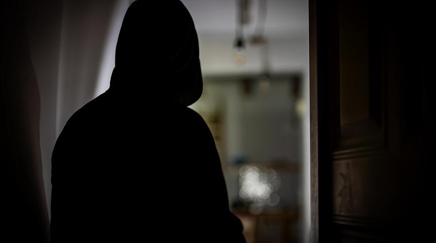 Ne altın ne para! Hırsızların girdikleri ofisten &ccedil;aldıkları şaşkına &ccedil;evirdi