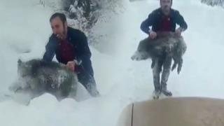 Son dakika: D&uuml;nyanın onu eliyle domuz yakalamasından tanımıştı! O ismin cezasıyla ilgili yeni gelişme