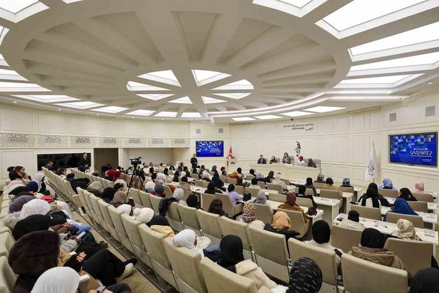 60 &uuml;lkeden 120 k&uuml;lt&uuml;r el&ccedil;isi Gaziantep&rsquo;i keşfe geldi 1