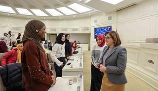 60 &uuml;lkeden 120 k&uuml;lt&uuml;r el&ccedil;isi Gaziantep&rsquo;i keşfe geldi