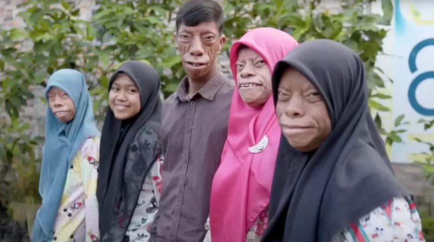 Alışılmışın &ccedil;ok dışında: 'Kertenkele Ailesi'! Sosyal medyada g&uuml;ndem oldular