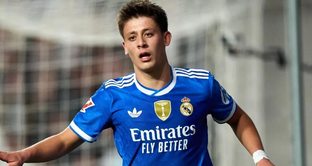 Arda G&uuml;ler den Fenerbah&ccedil;e ye telefon! Paylaşıma &ouml;yle bir yorum yaptı ki... 2