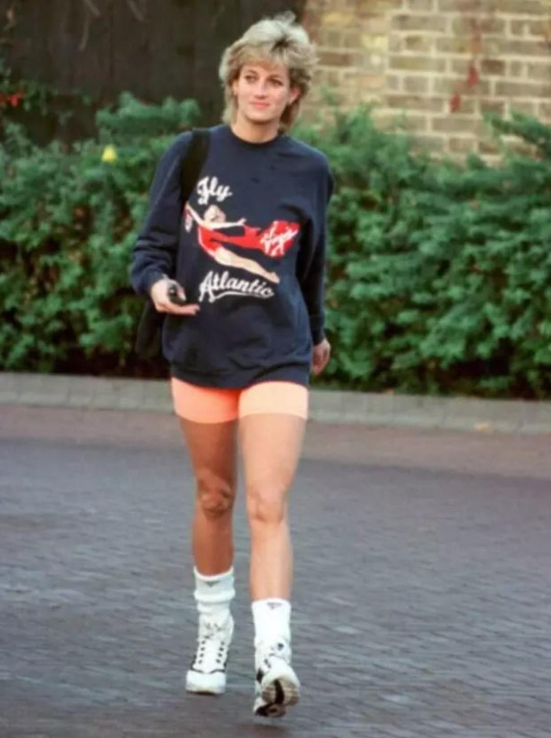 Kraliyet asisi Diana sokak modası ikonuna böyle dönüştü 2