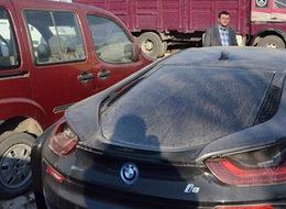 Lüks araçlar çürümeye terk ediliyor