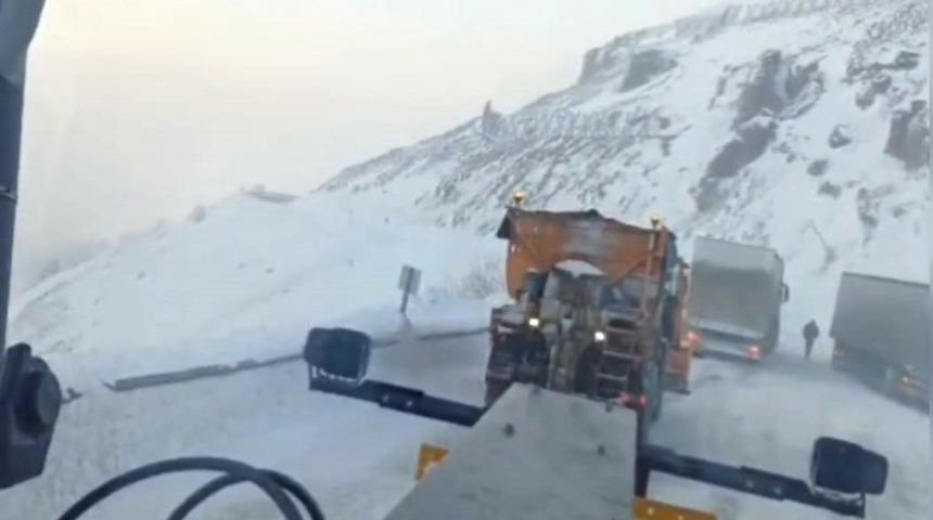 Kutuplar değil, Sahara Ge&ccedil;idi