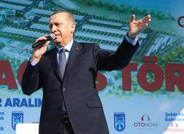 Erdoğan: Dövizi olanlar parasını altına, TL'ye dönüştürsün