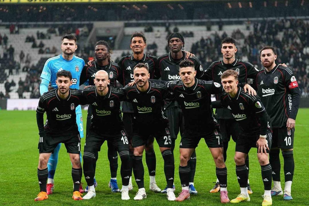 (&Ouml;zet) Beşiktaş - Zecorner Kayserispor Ma&ccedil;ı &Ouml;zeti ve T&uuml;m &Ouml;nemli Anları 5